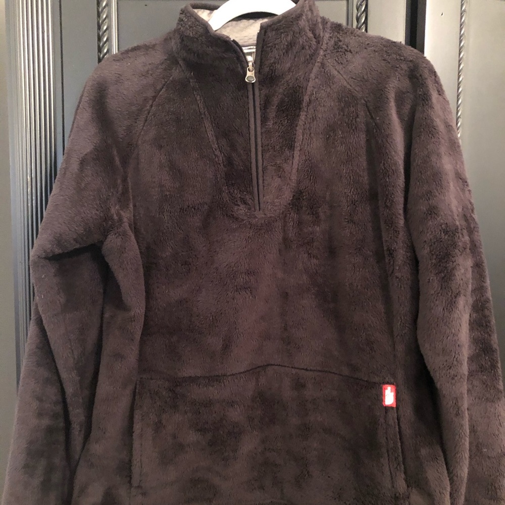 North Face Pullover Size Large